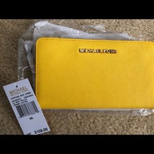 Brand New Michael Kors Saffiano Leather Wallet